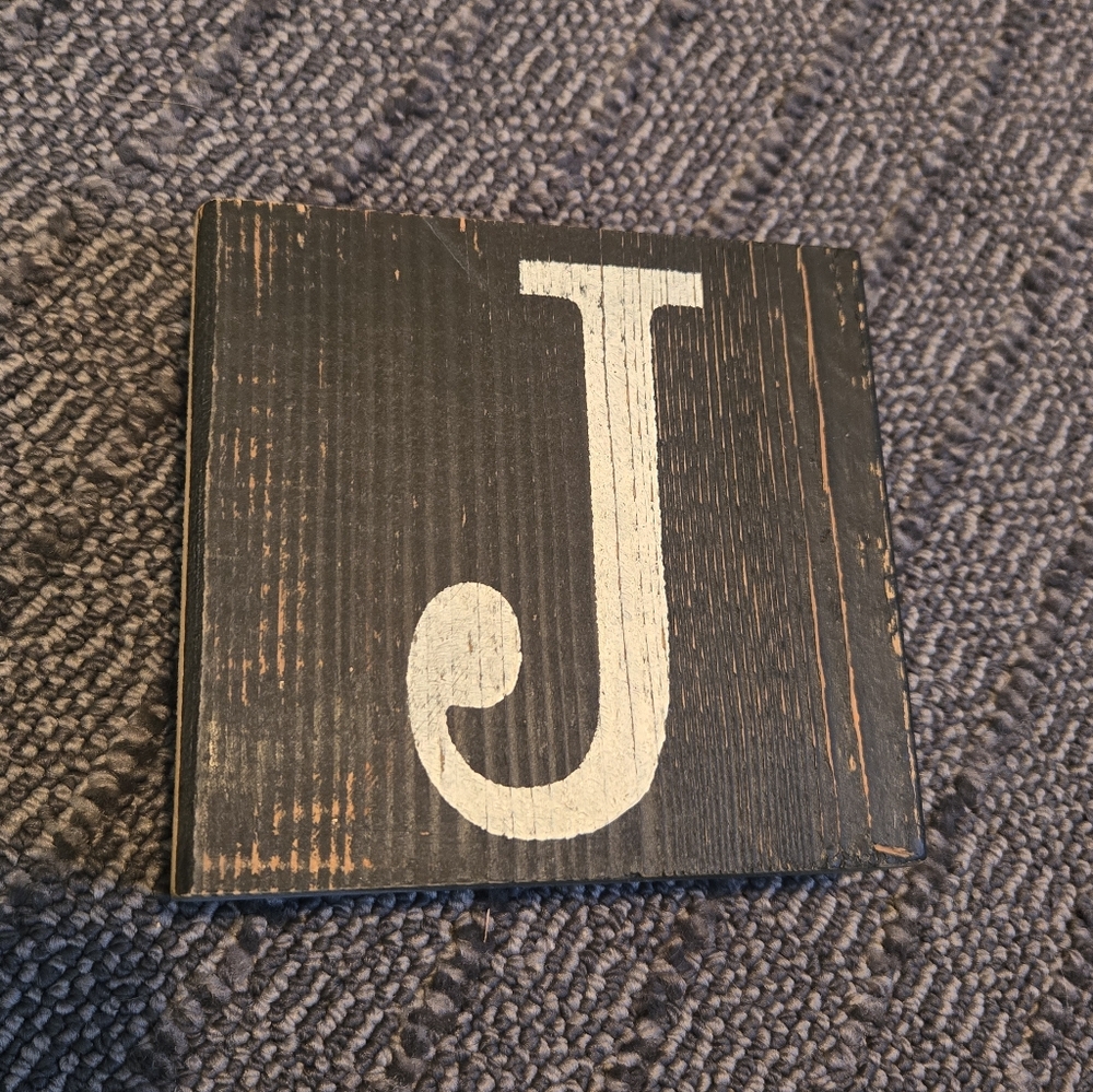 Rustic wood J sign. Euc. Great decor piece.